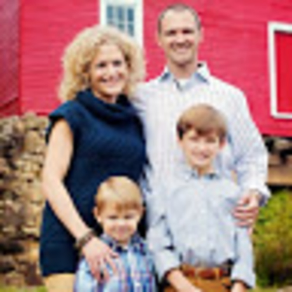 Meet your Posher, Leigh